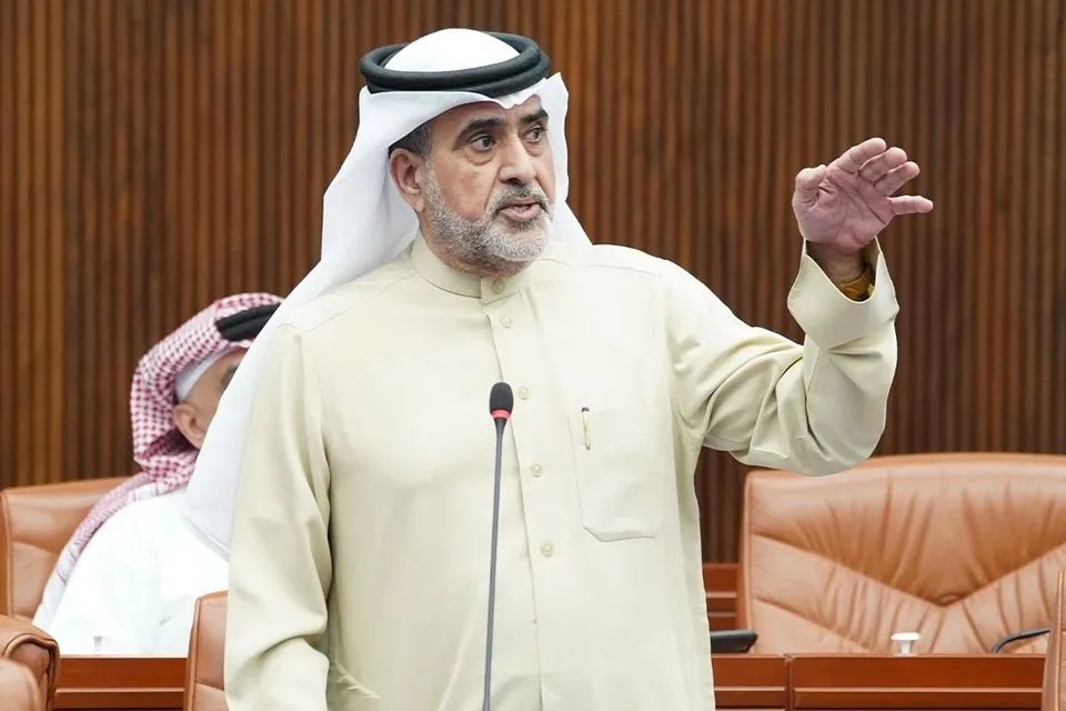 تحرك برلماني بحريني لمراجعة ضوابط الأطباء الزائرين